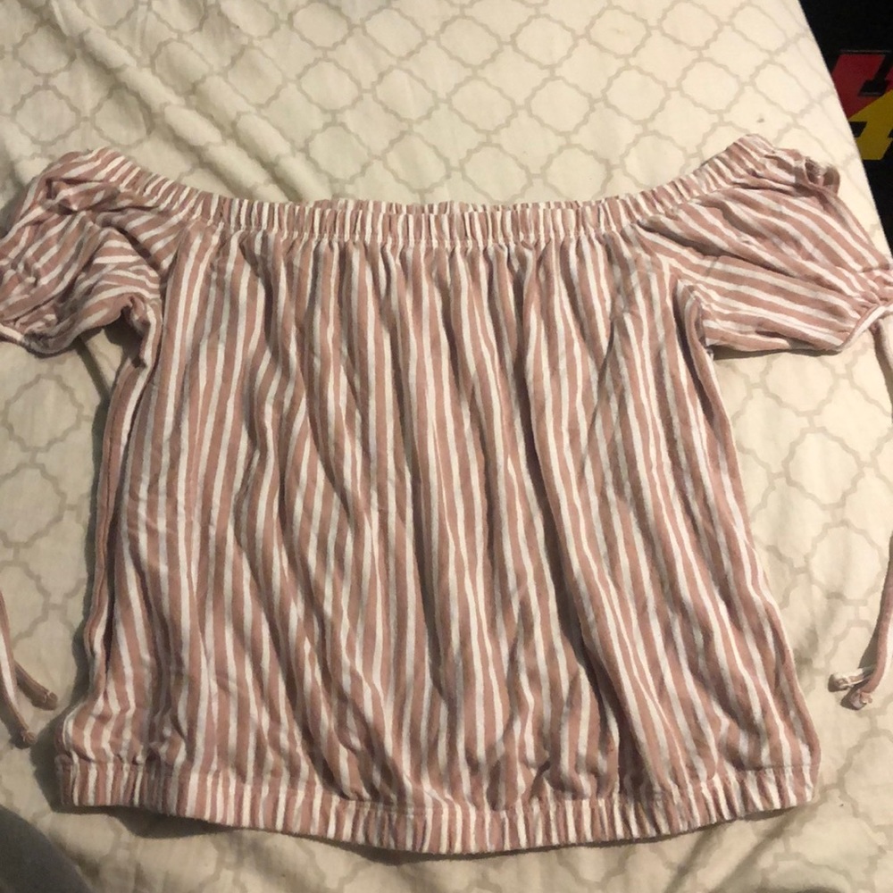 American Eagle Off Shoulder Top
